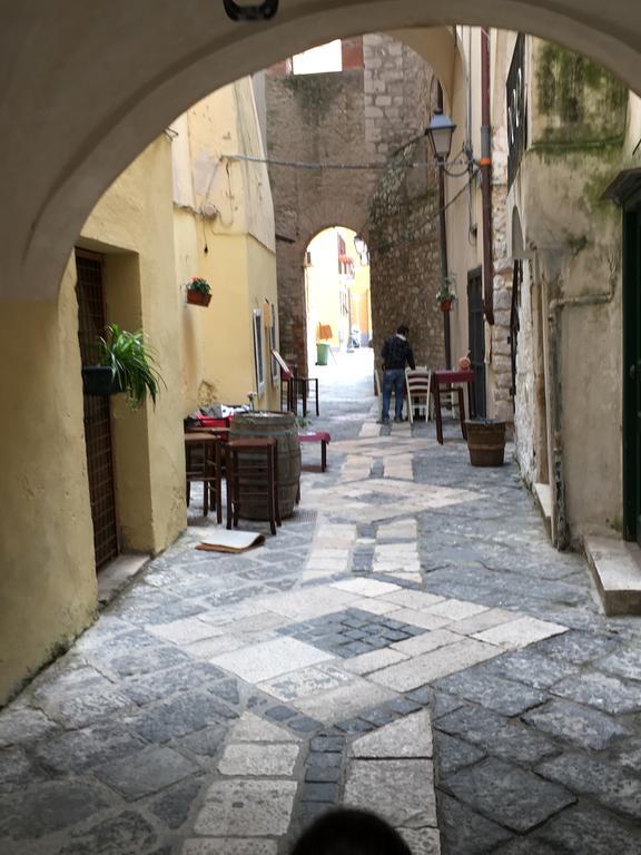 Almayer La Locanda Гаета Екстериор снимка
